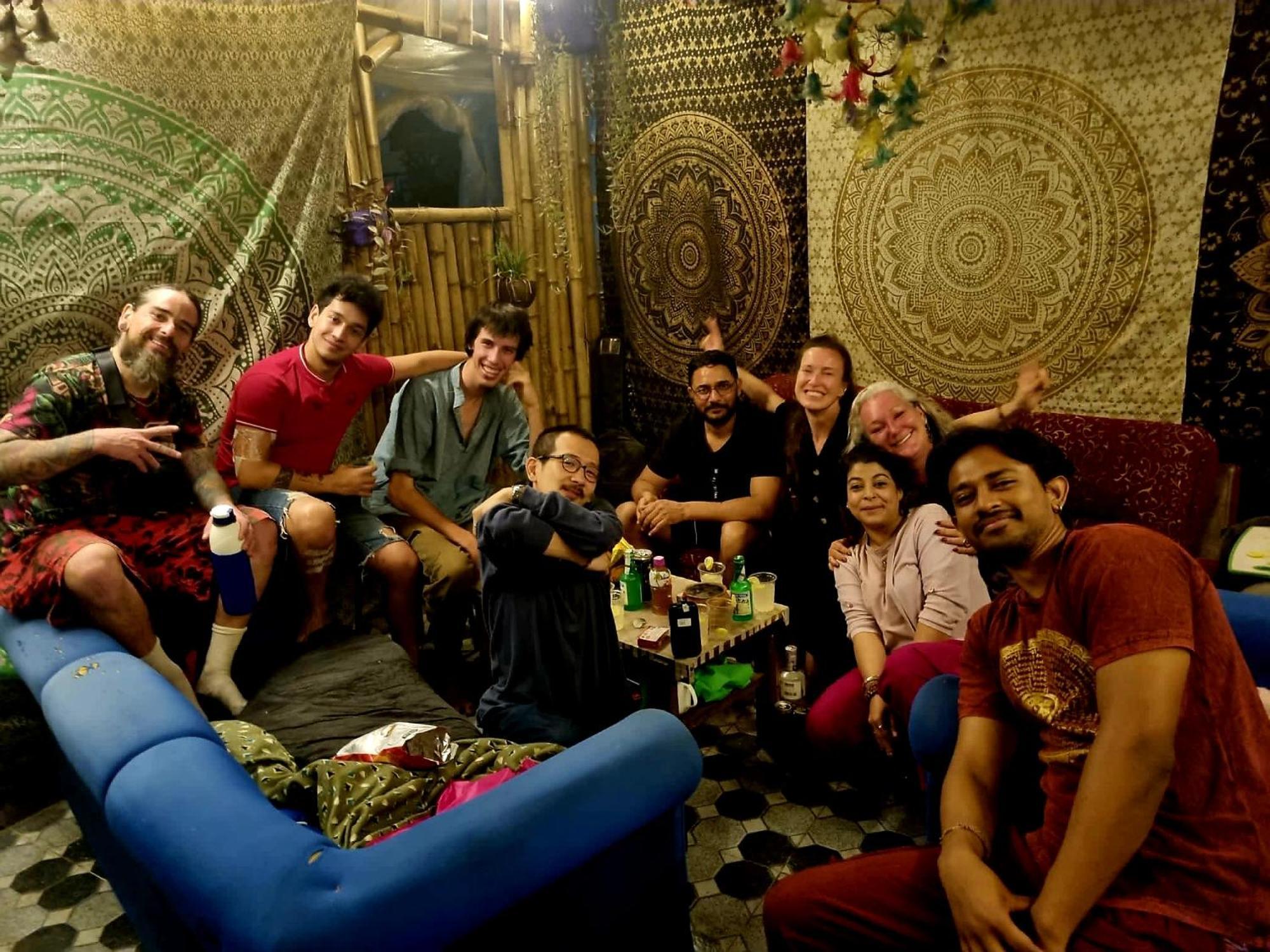 Mystic Vibes International Fitness Commune Privatunterkunft Kathmandu