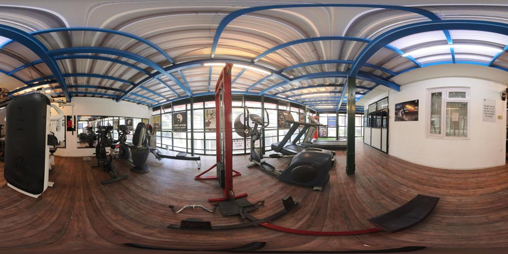 Mystic Vibes International Fitness Commune Homestay *